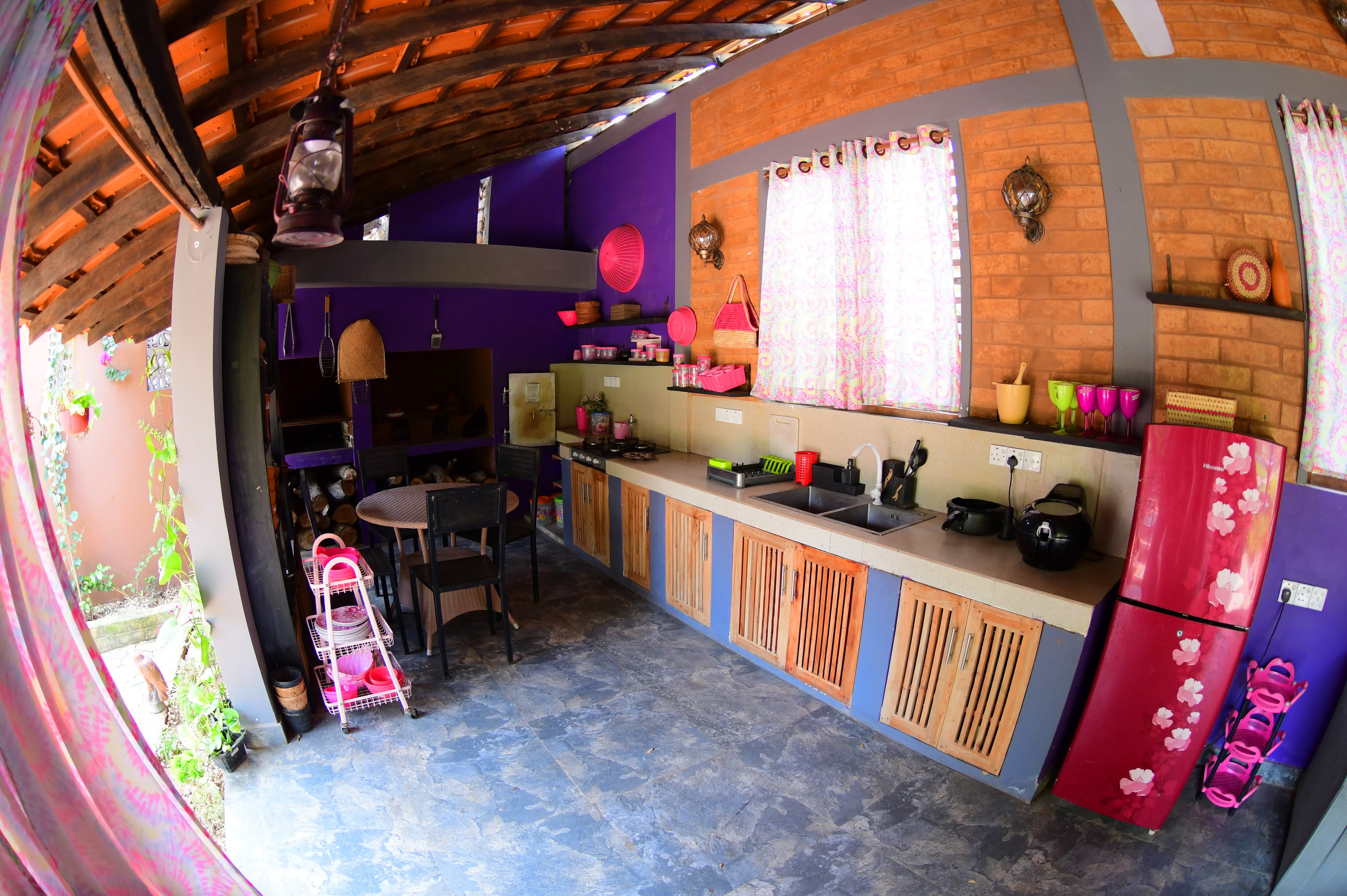 Outdoor Kitchen & BBQ